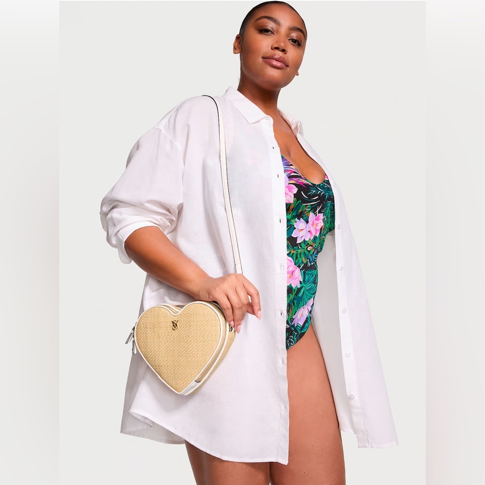 VICTORIA'S SECRET Heart Crossbody Bag
